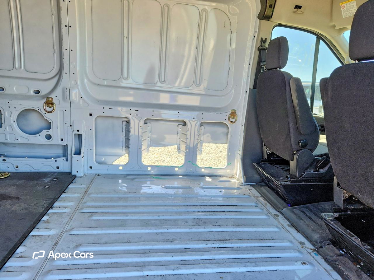 Ford Transit 2024