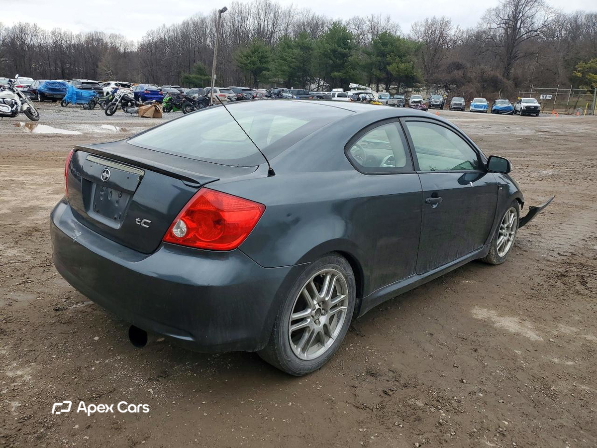 Scion tC 2005