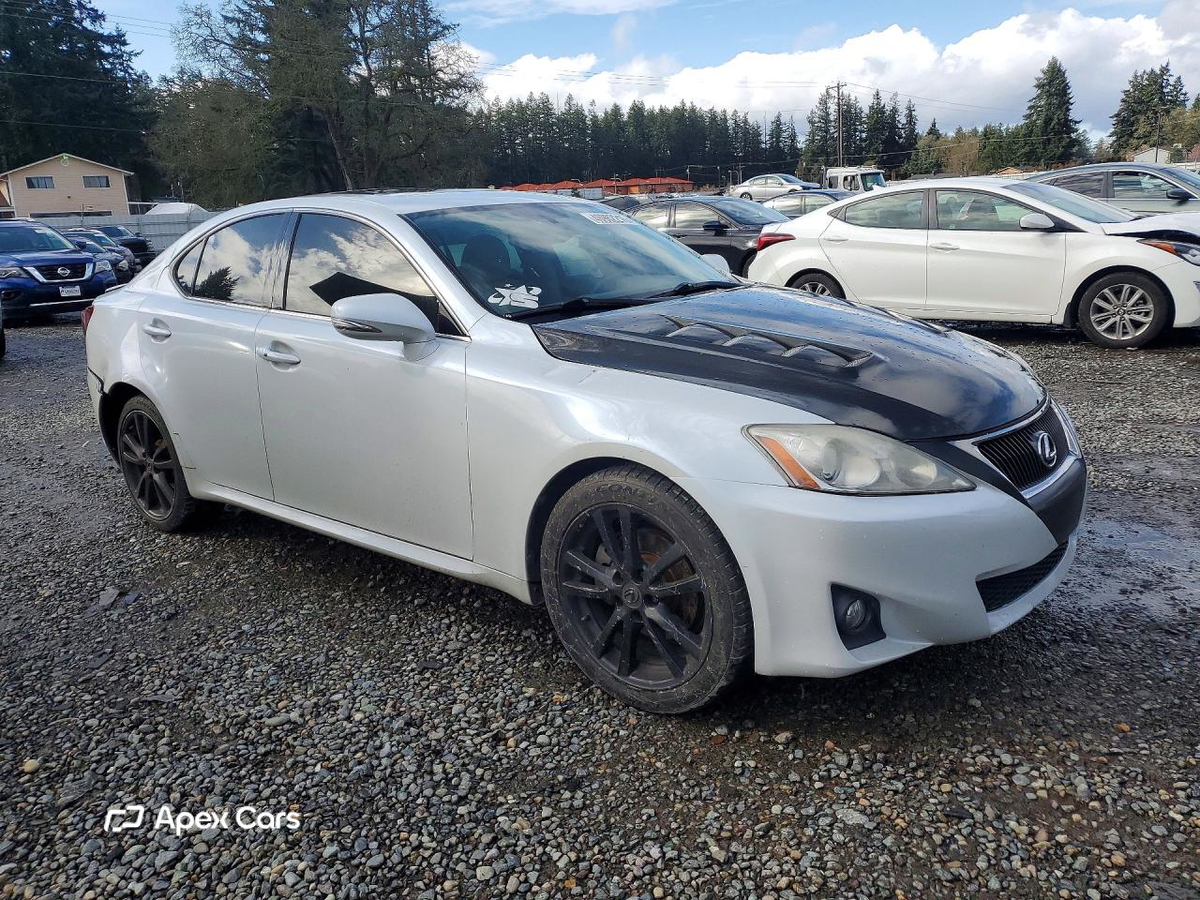 Lexus IS 2011