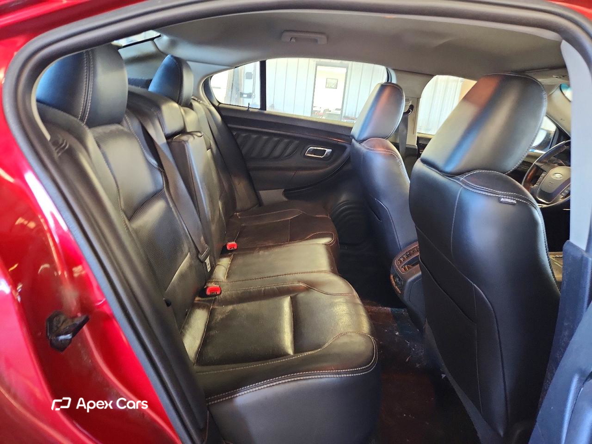 Ford Taurus 2010