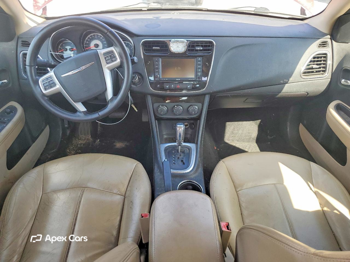 Chrysler 200 2011