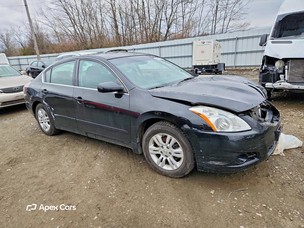 Nissan Altima 2012