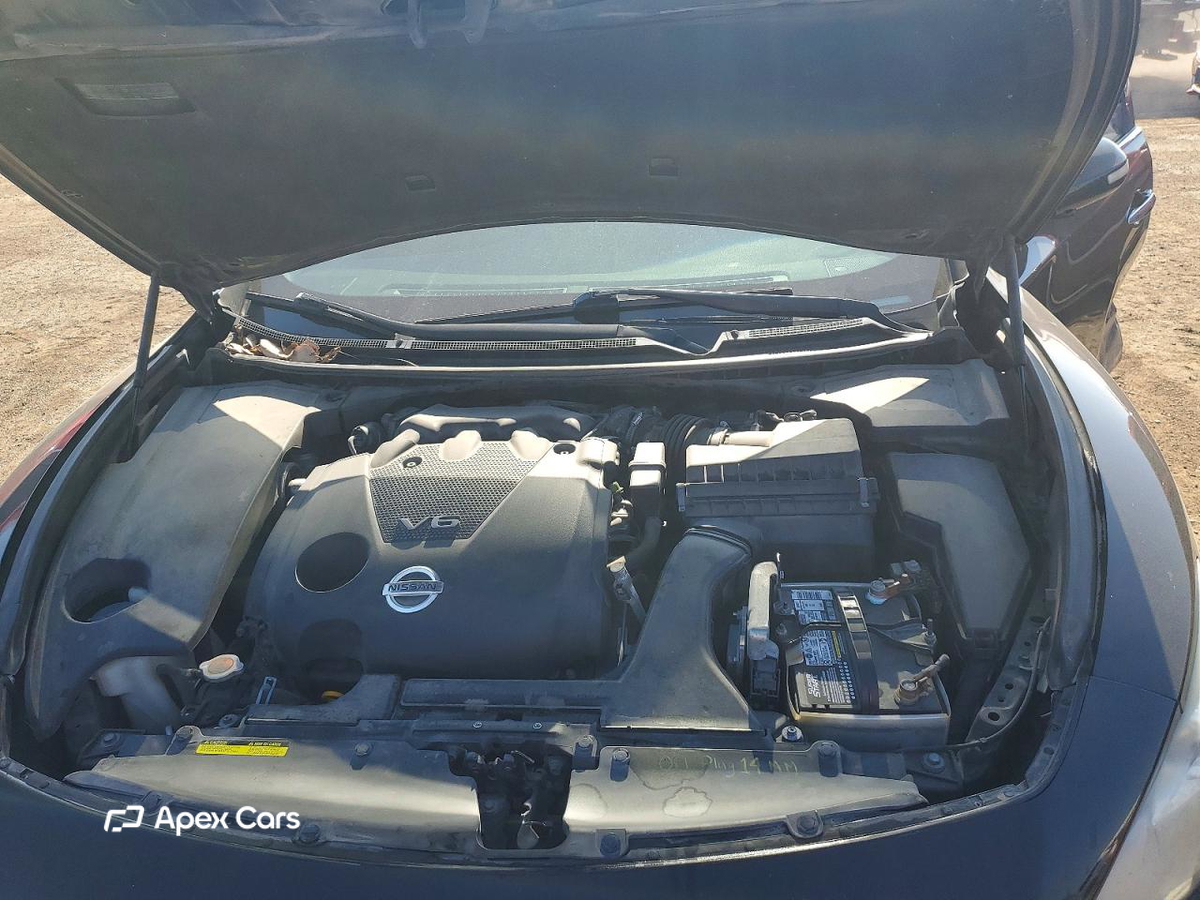 Nissan Maxima 2014