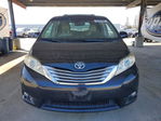 Toyota Sienna 2011