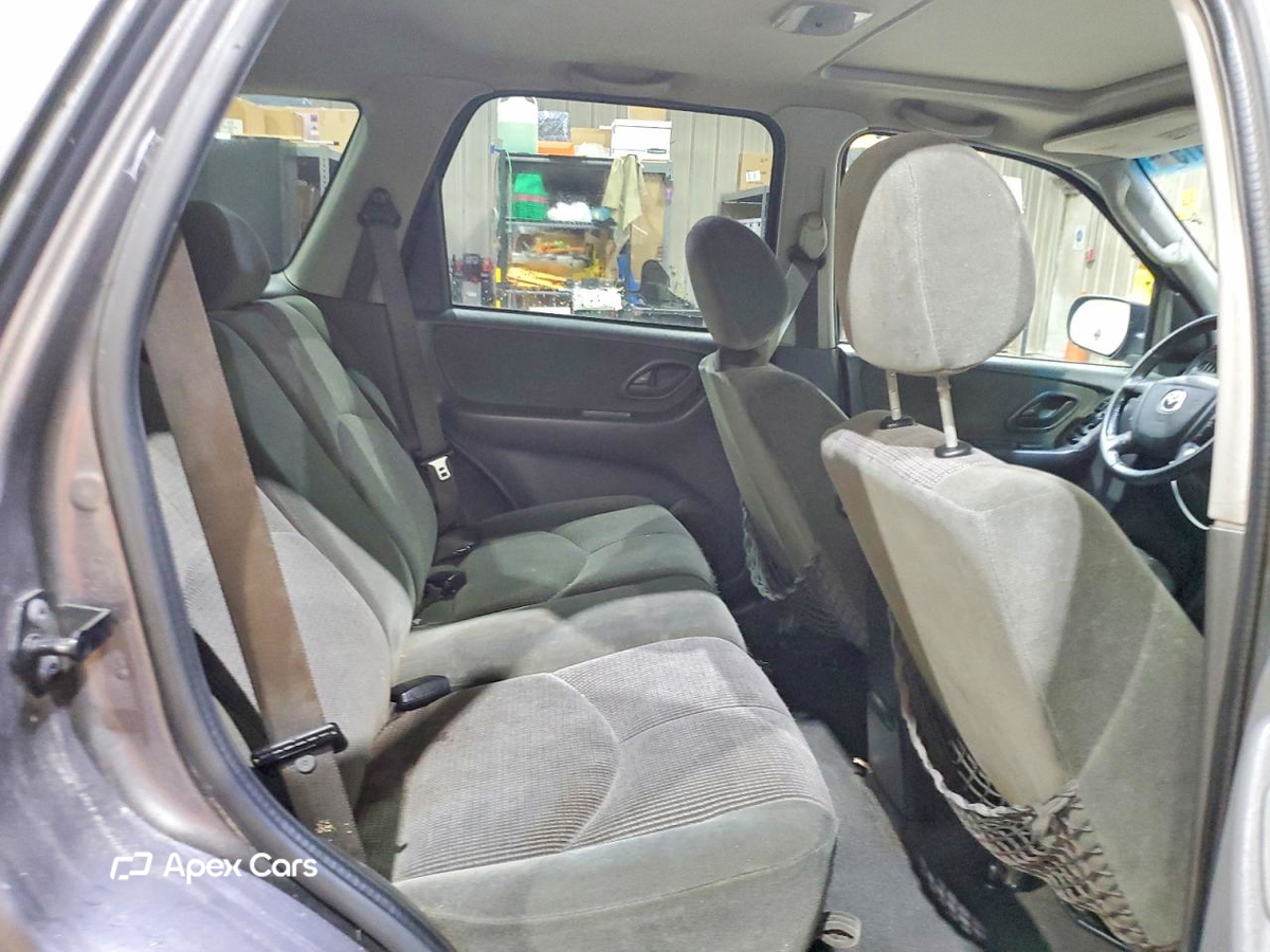 Mazda Tribute 2003