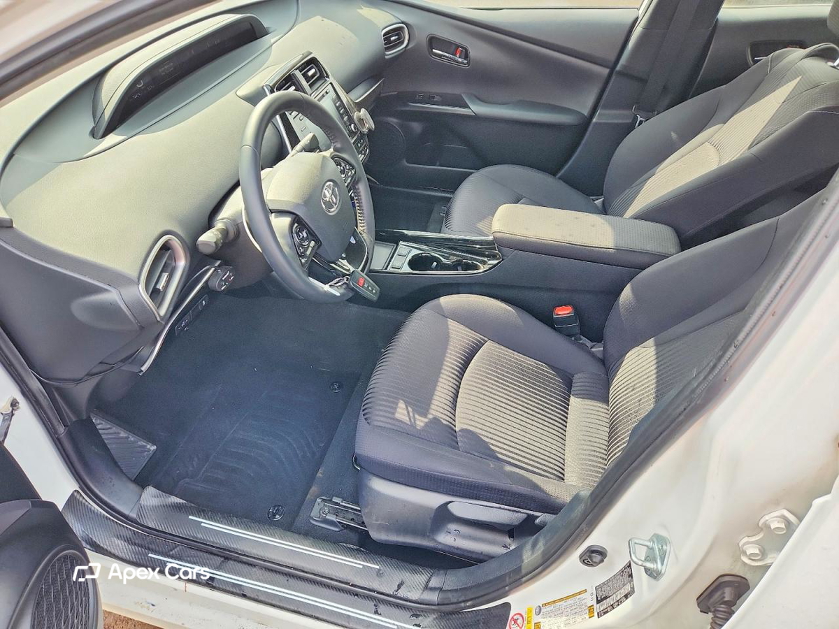 Toyota Prius 2021