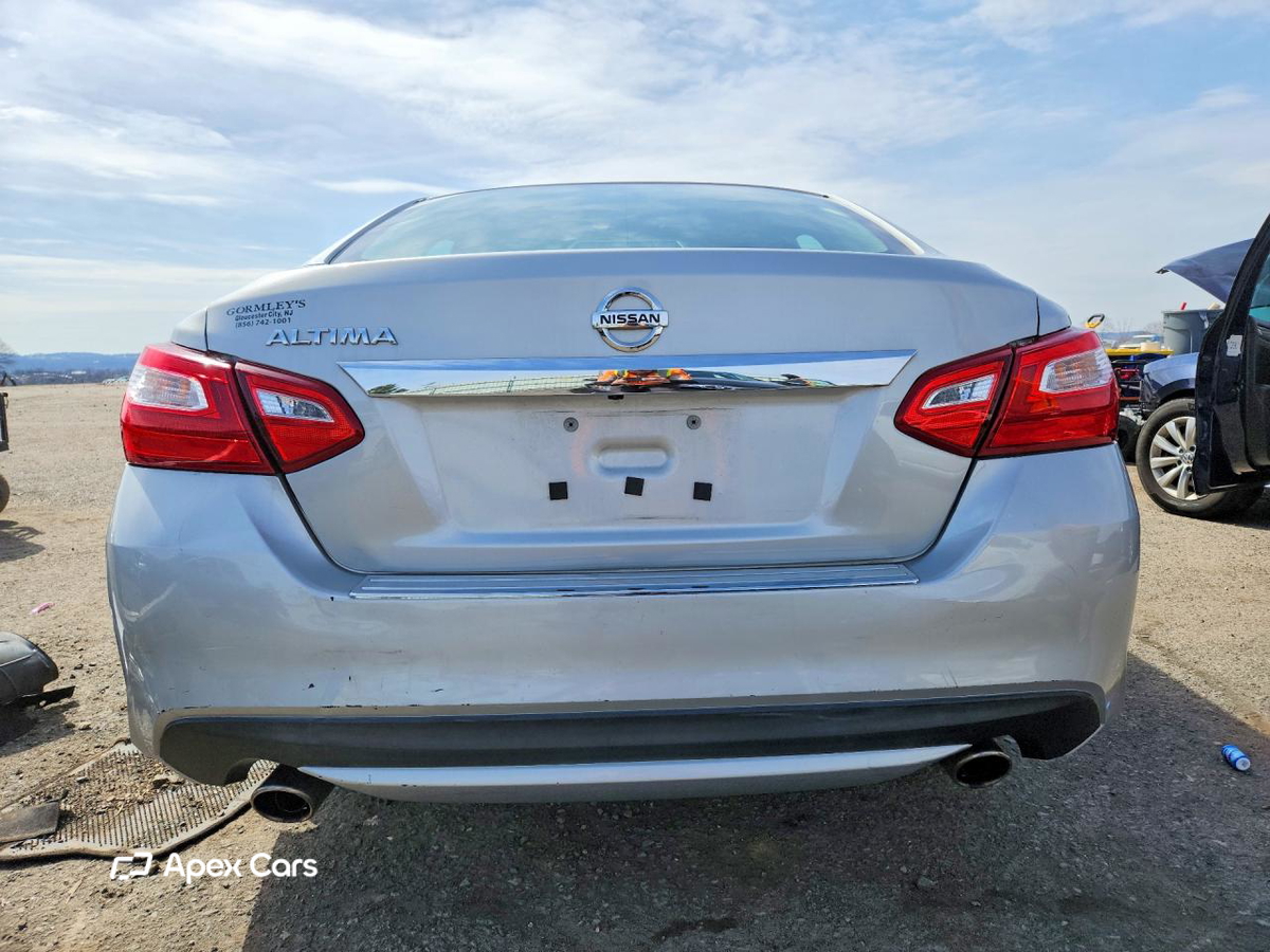 Nissan Altima 2017