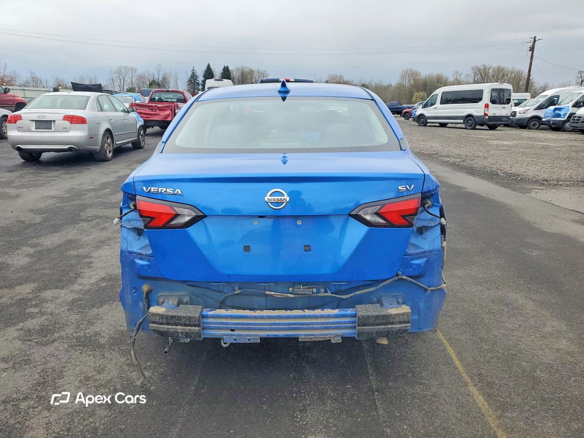 Nissan Versa 2020