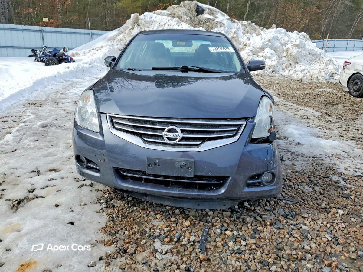 Nissan Altima 2011