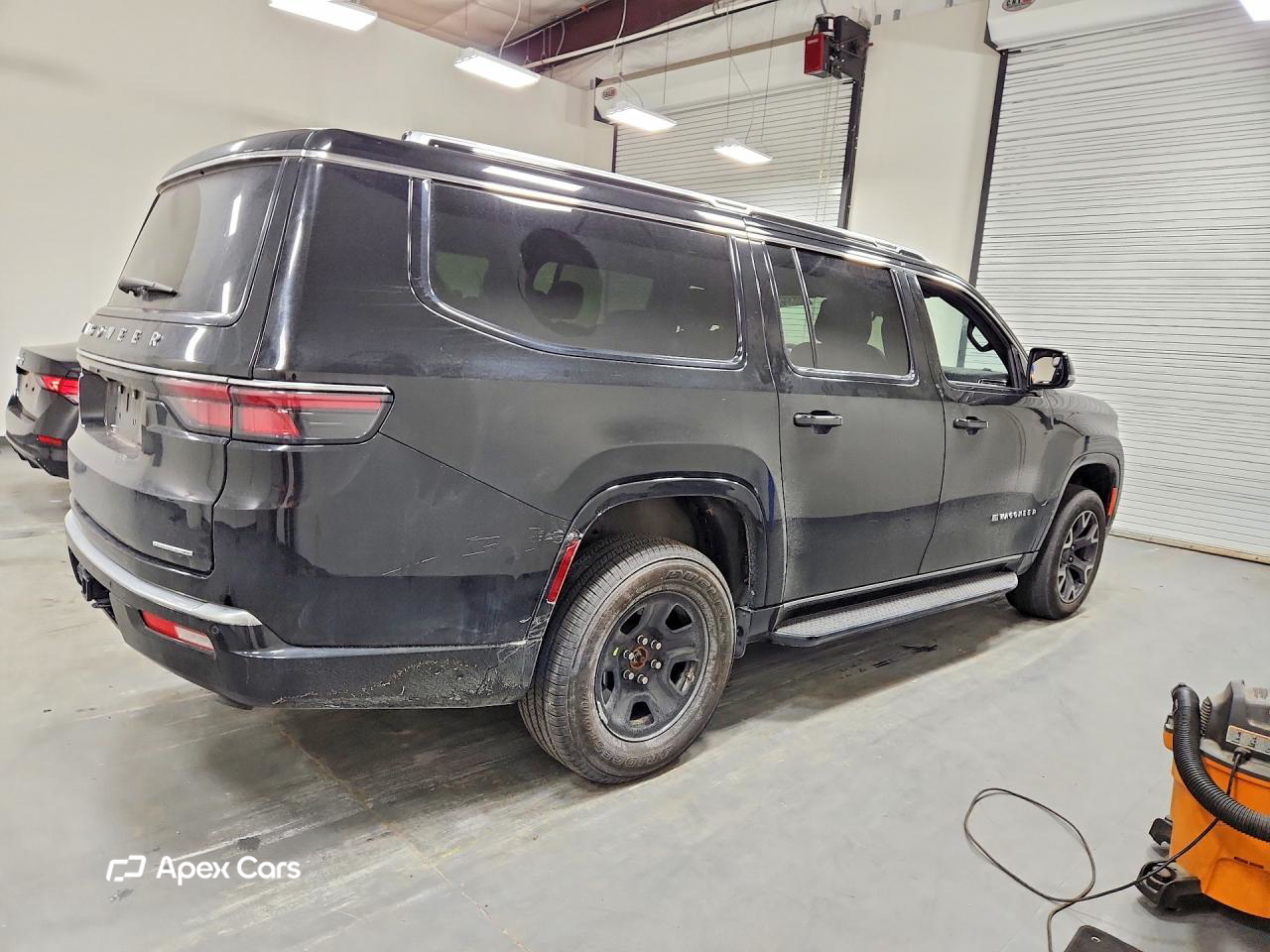 Jeep Grand Wagoneer 2024