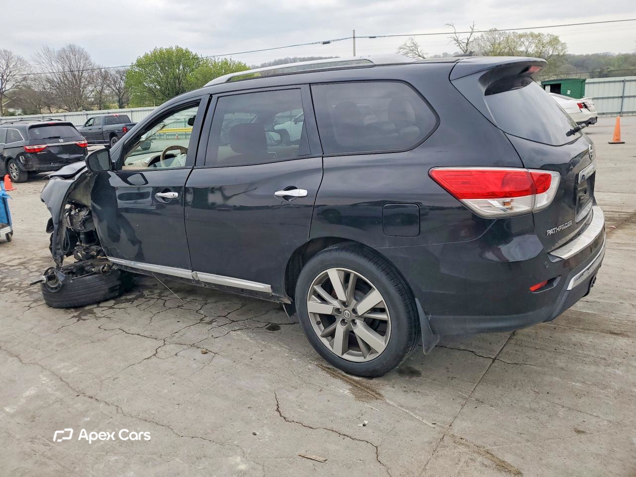 Nissan Pathfinder 2014