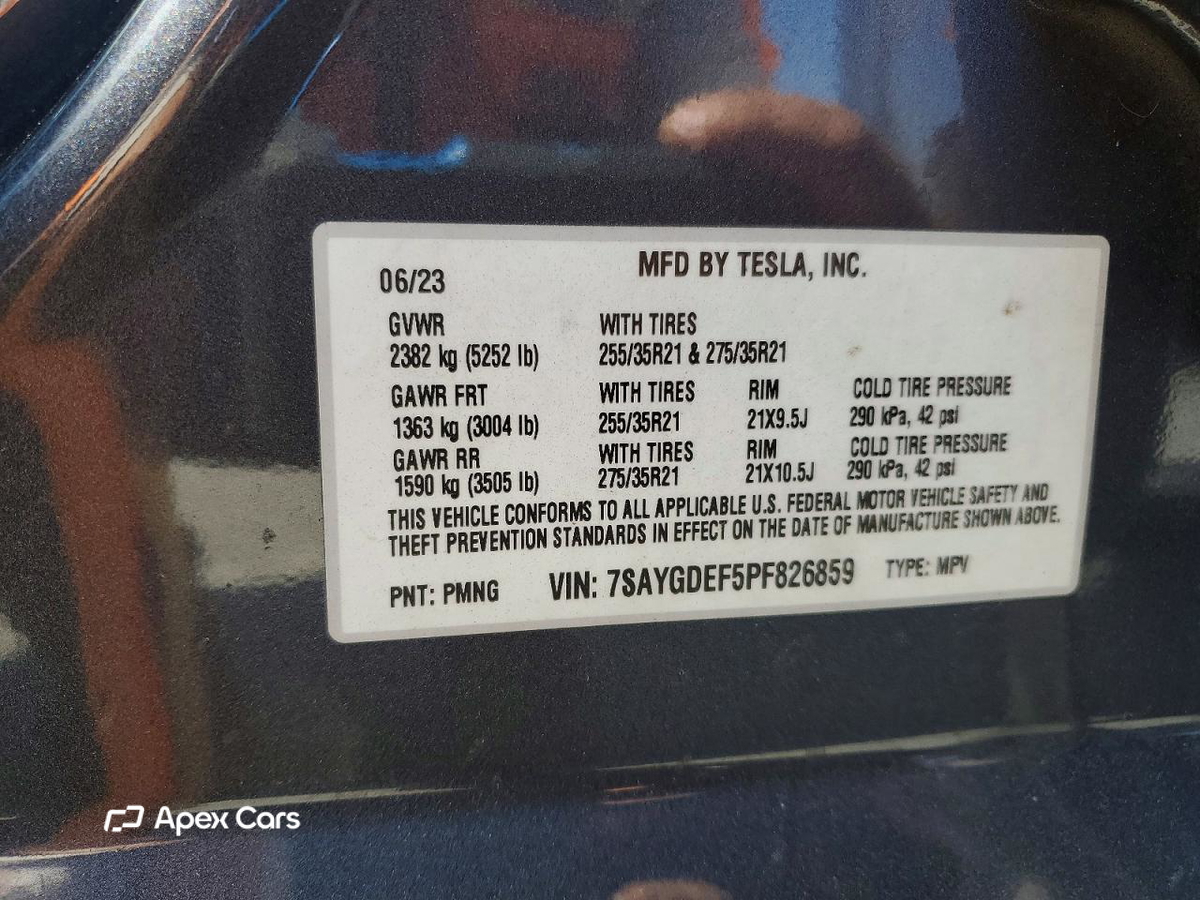 Tesla Model Y 2023
