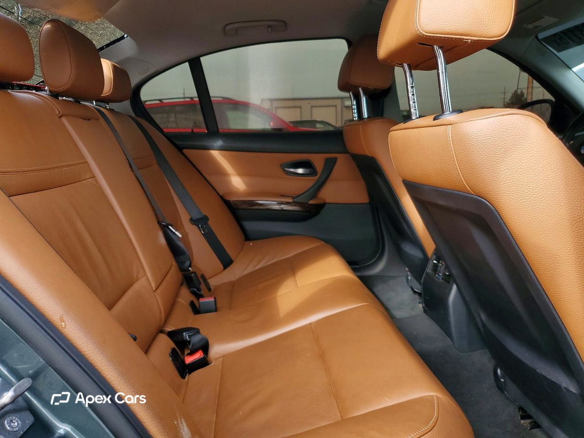 BMW Series 3 2011