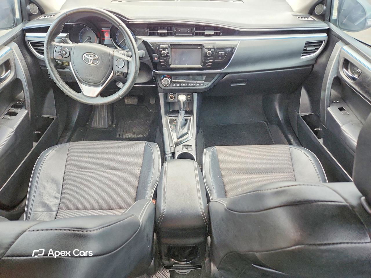 Toyota Corolla 2015
