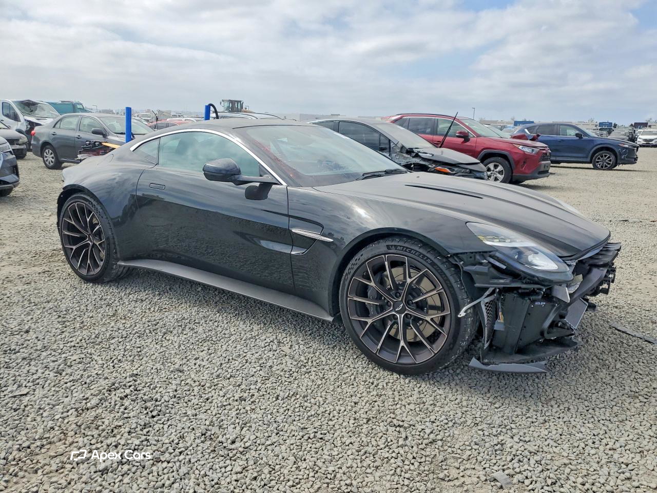 Aston Martin Vantage 2025