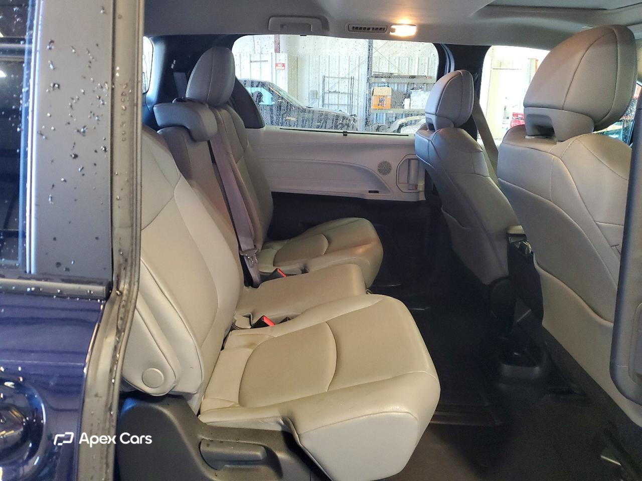 Toyota Sienna 2025