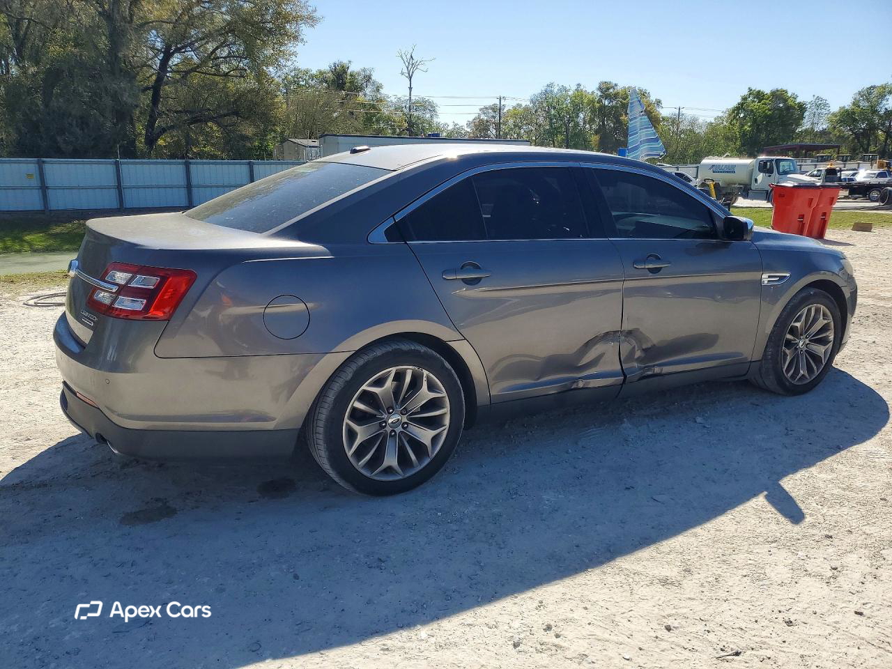 Ford Taurus 2013