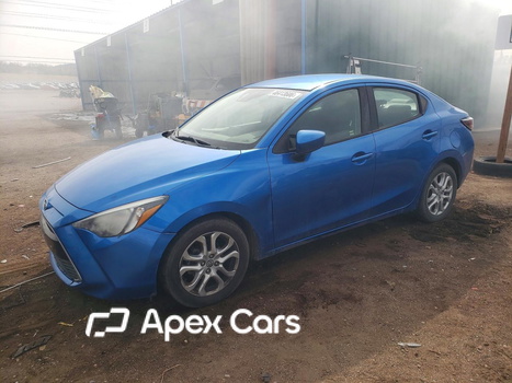 2016 Scion iA - Zdjęcie 1 z 5