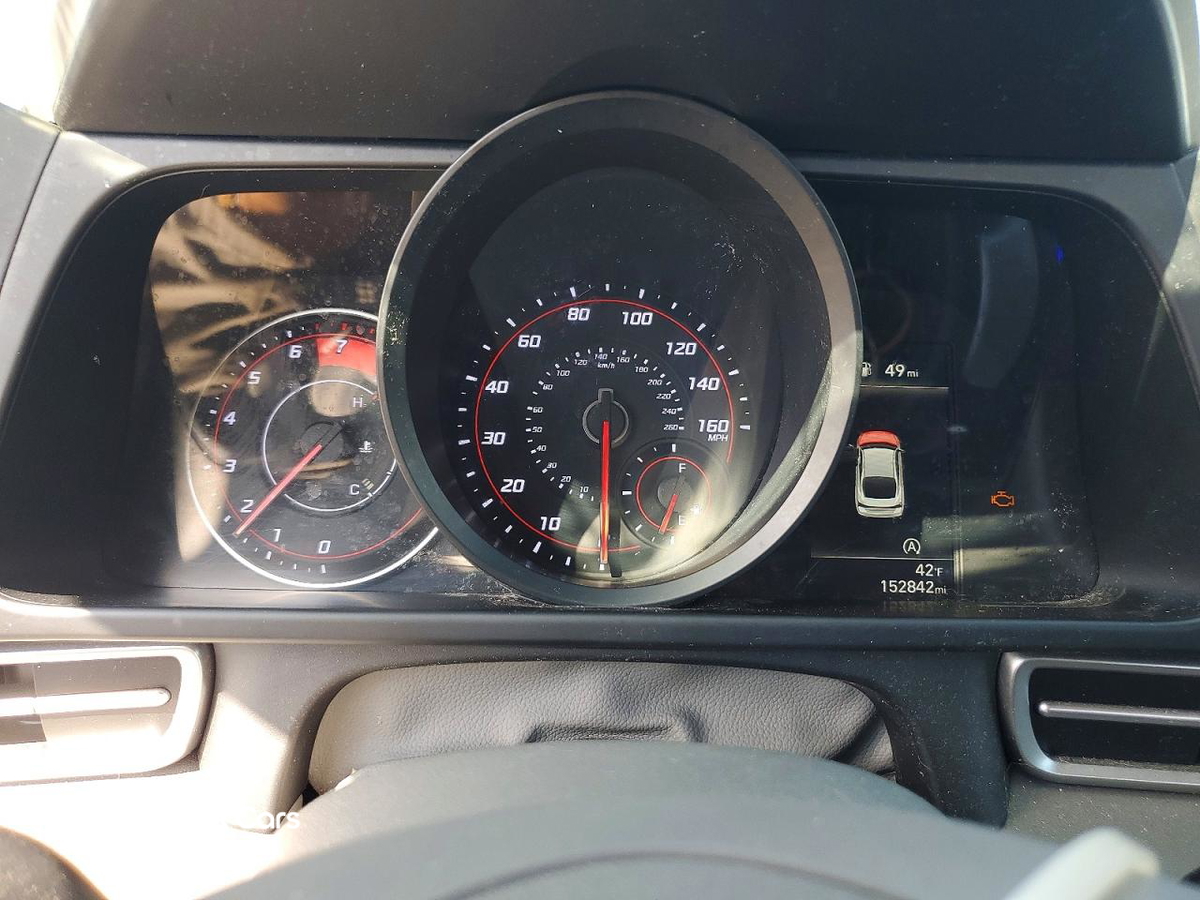 Hyundai Elantra 2021
