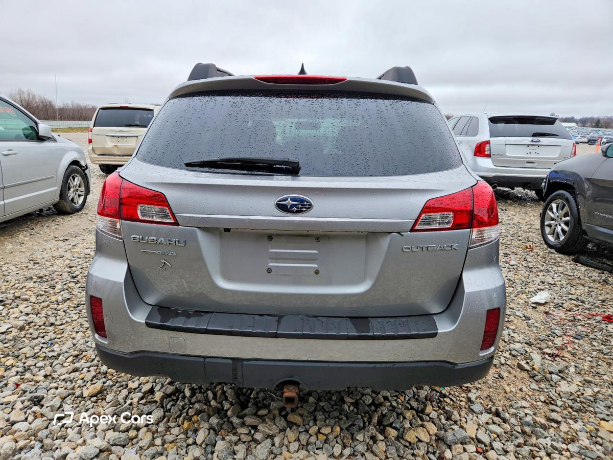 Subaru Outback 2011