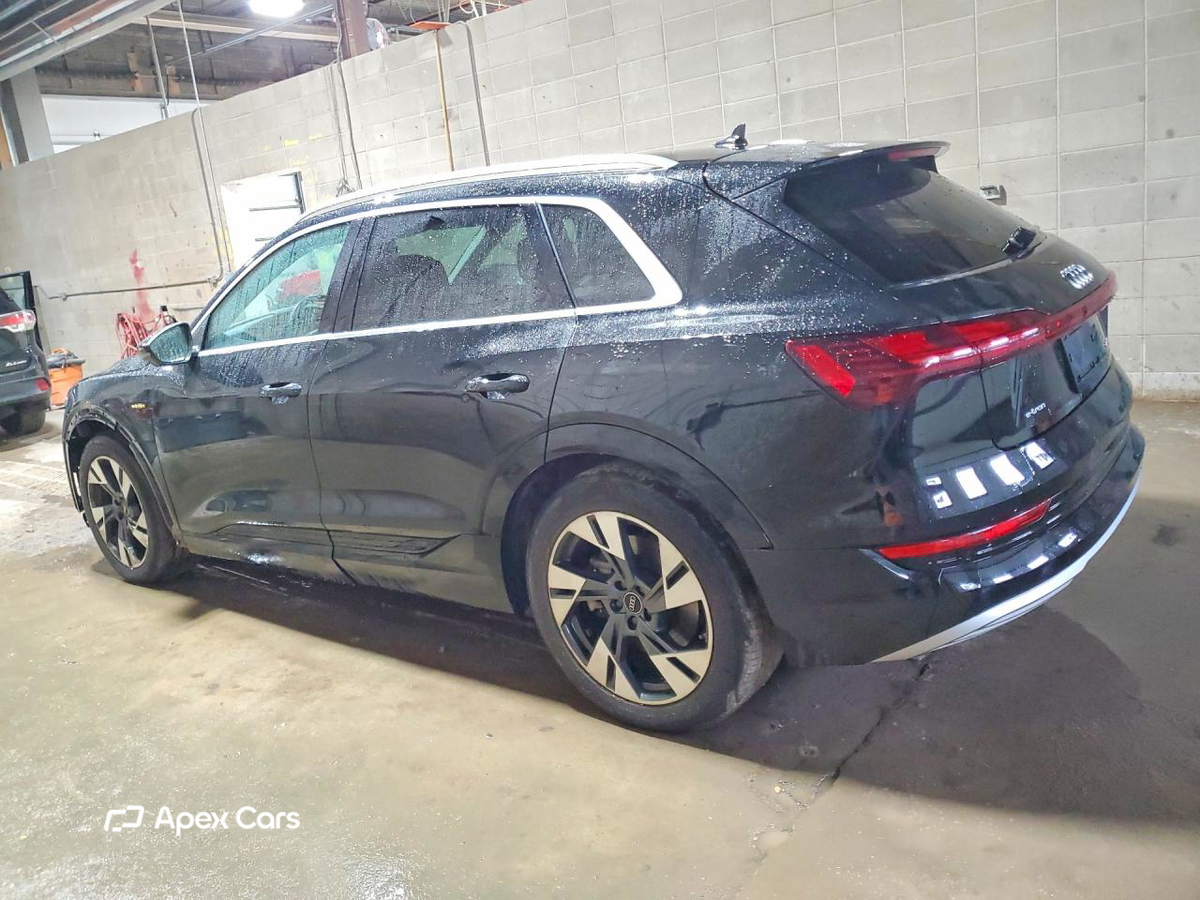 Audi e-tron 2023