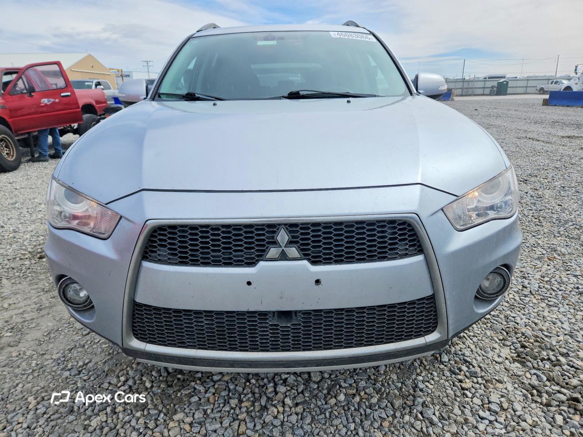 Mitsubishi Outlander 2010