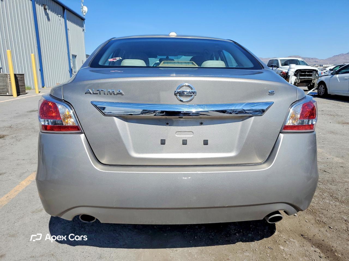 Nissan Altima 2015