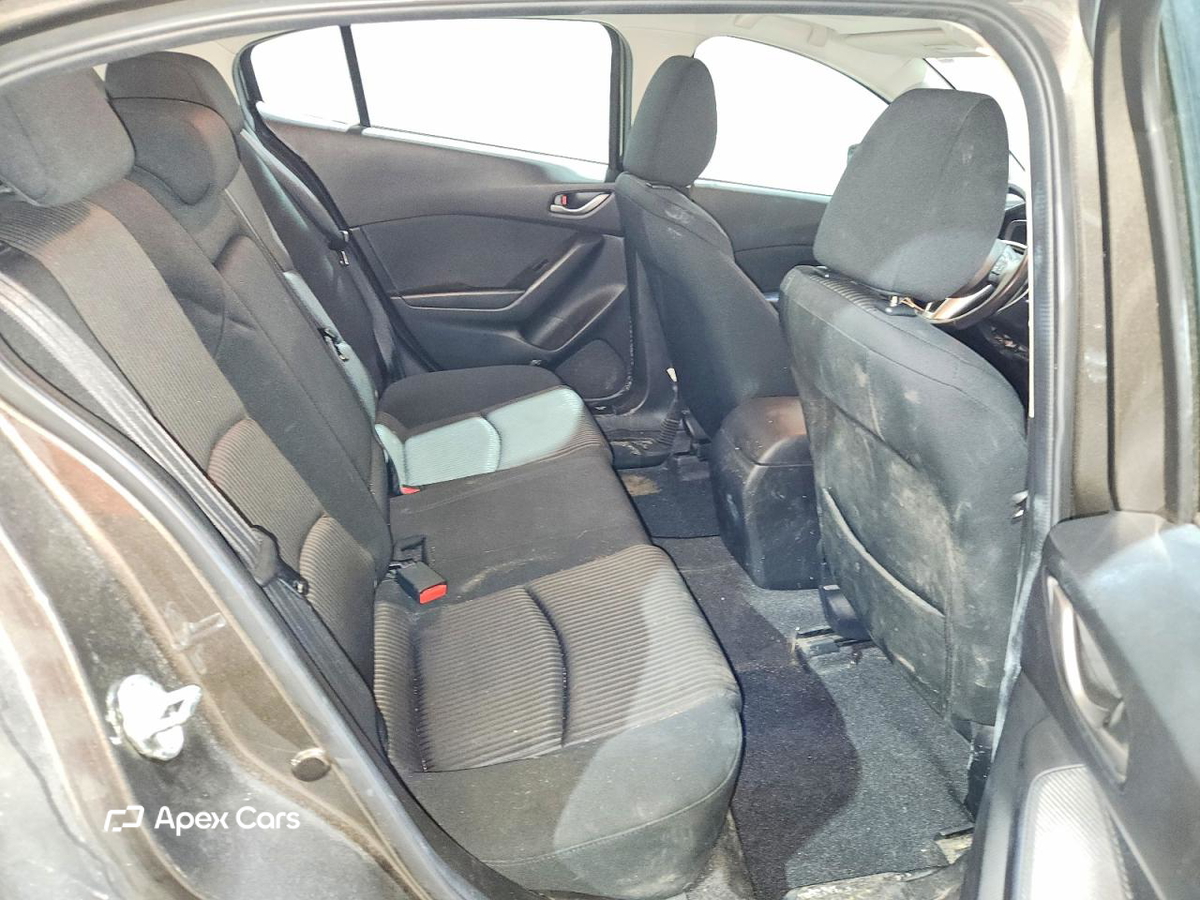 Mazda 3 2015
