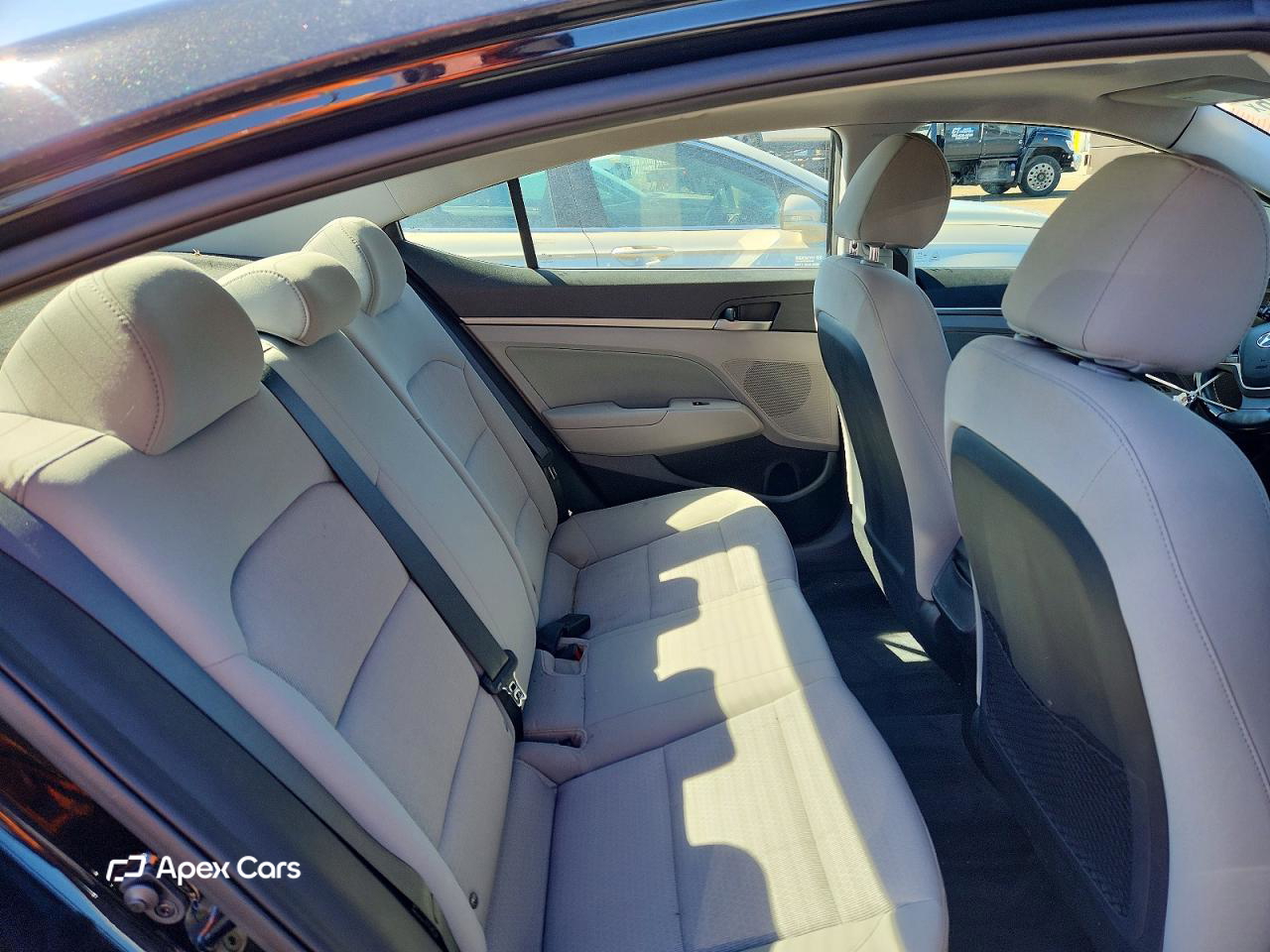 Hyundai Elantra 2018