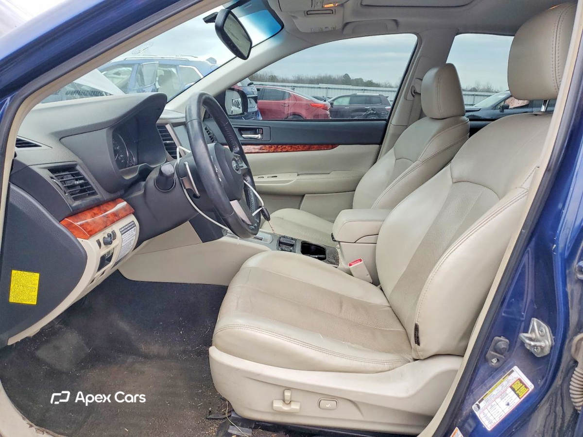 Subaru Legacy 2011