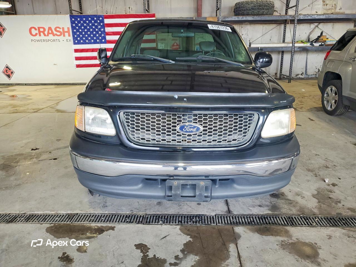 Ford F-150 2001