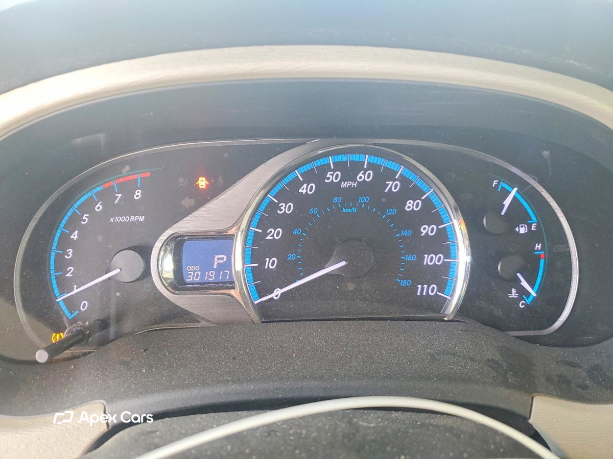 Toyota Sienna 2011