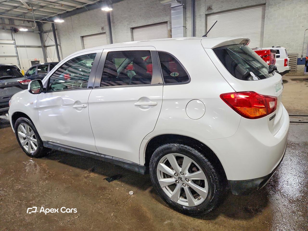 Mitsubishi Outlander 2015