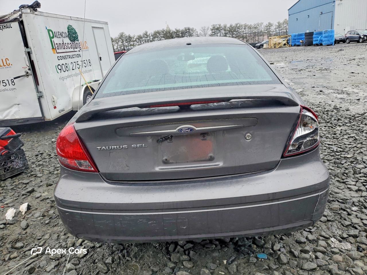 Ford Taurus 2004