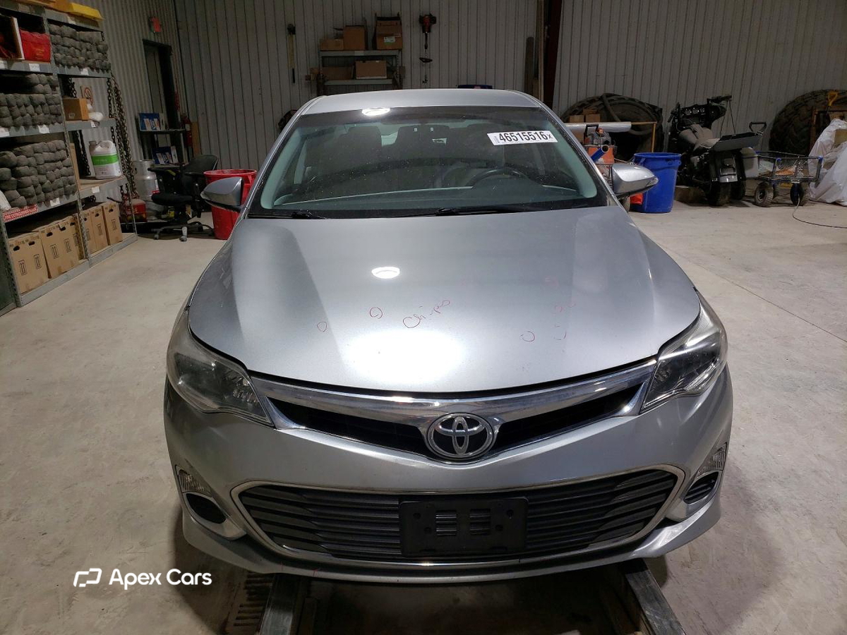 Toyota Avalon 2015
