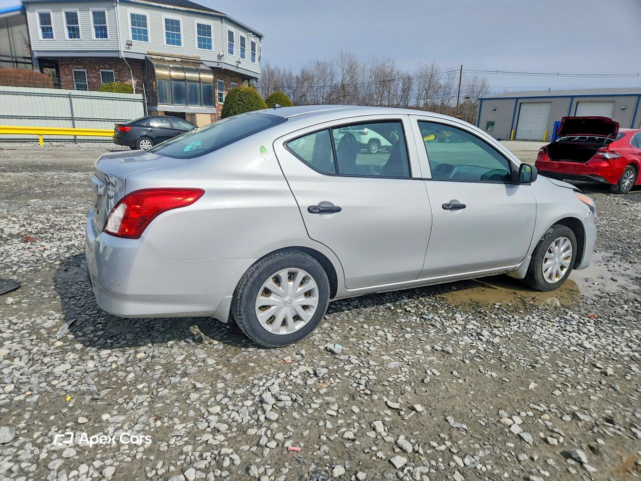 Nissan Versa 2015