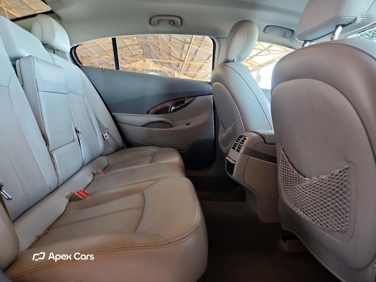Buick LaCrosse 2012