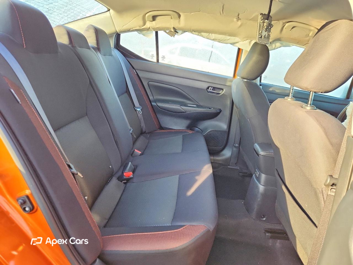 Nissan Versa 2021