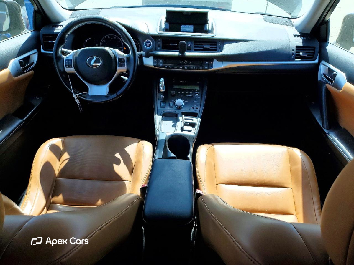 Lexus CT 2012