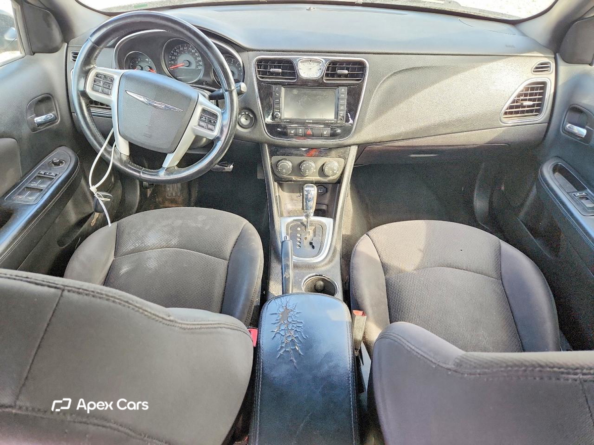 Chrysler 200 2014