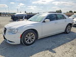 Chrysler 300 2022