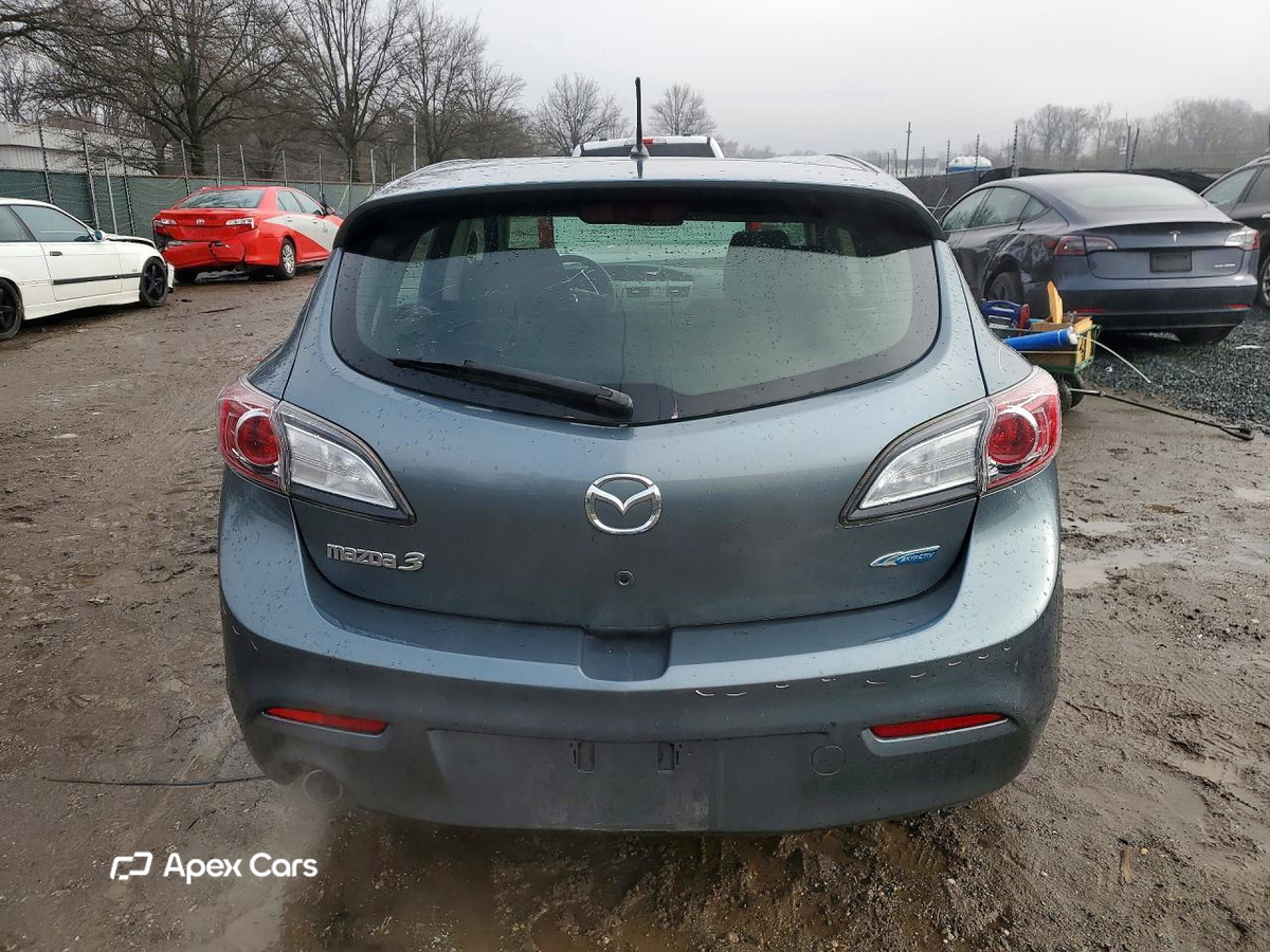 Mazda 3 2012