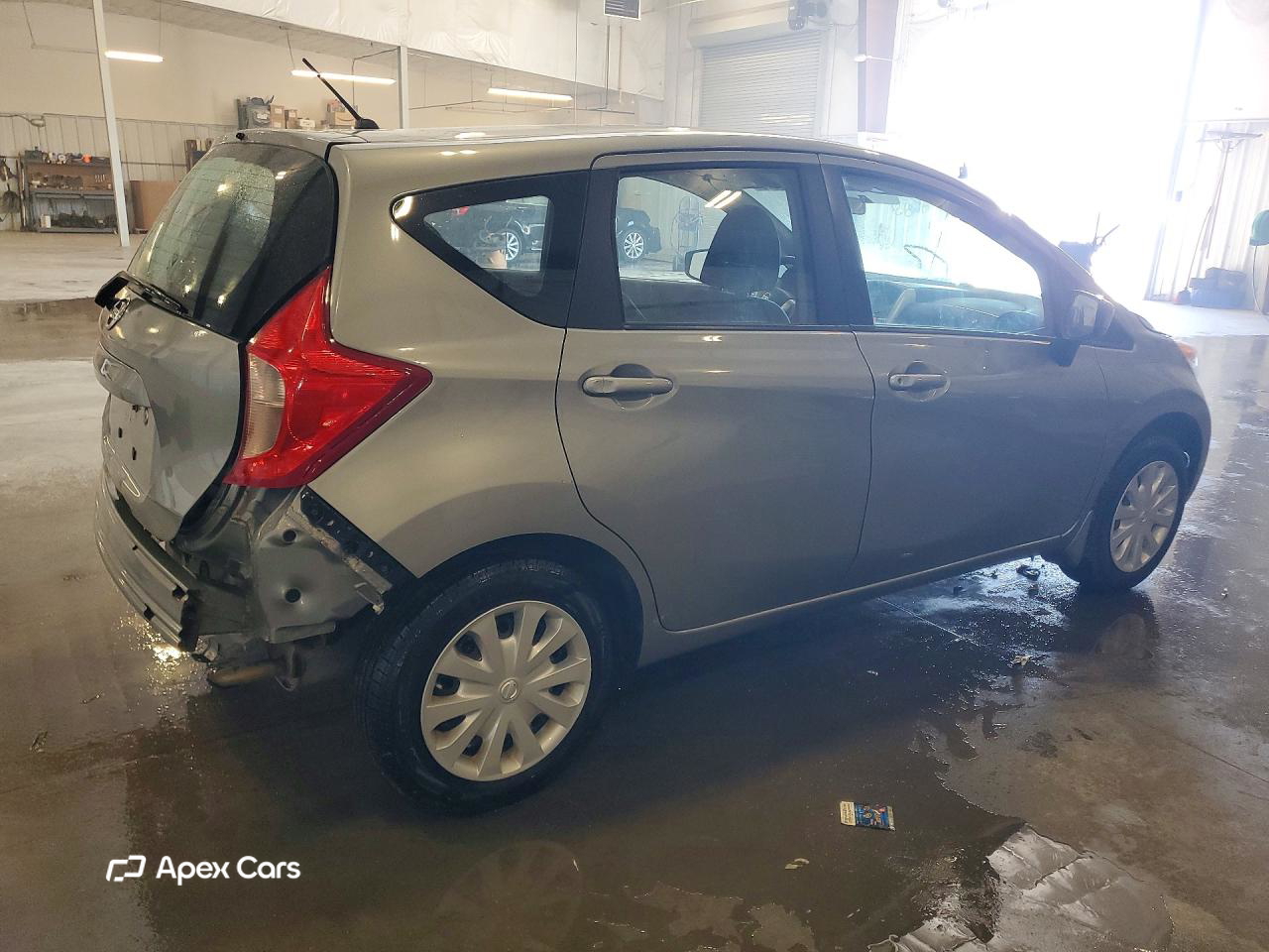 Nissan Versa 2015