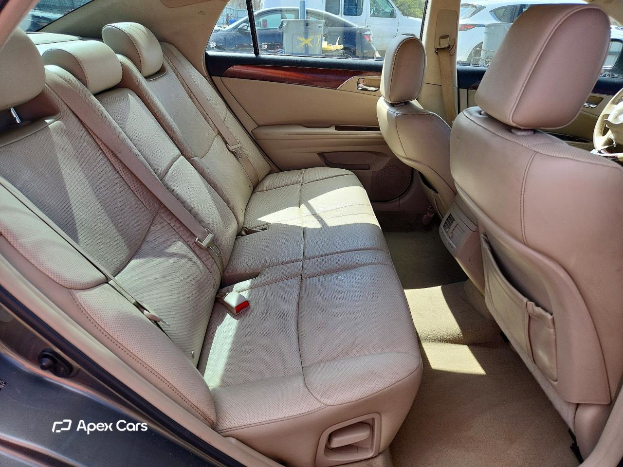Toyota Avalon 2011