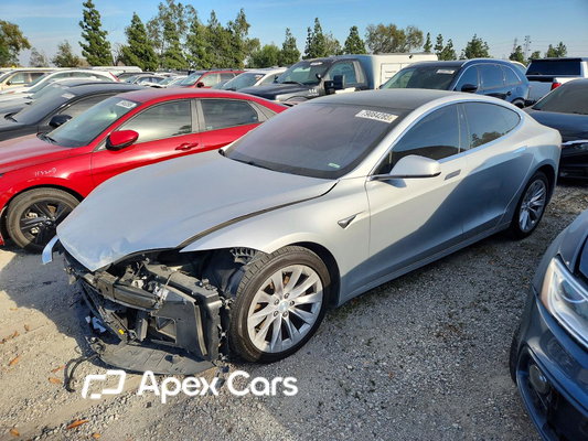 Tesla Model S 2018 - Image 1 of 14