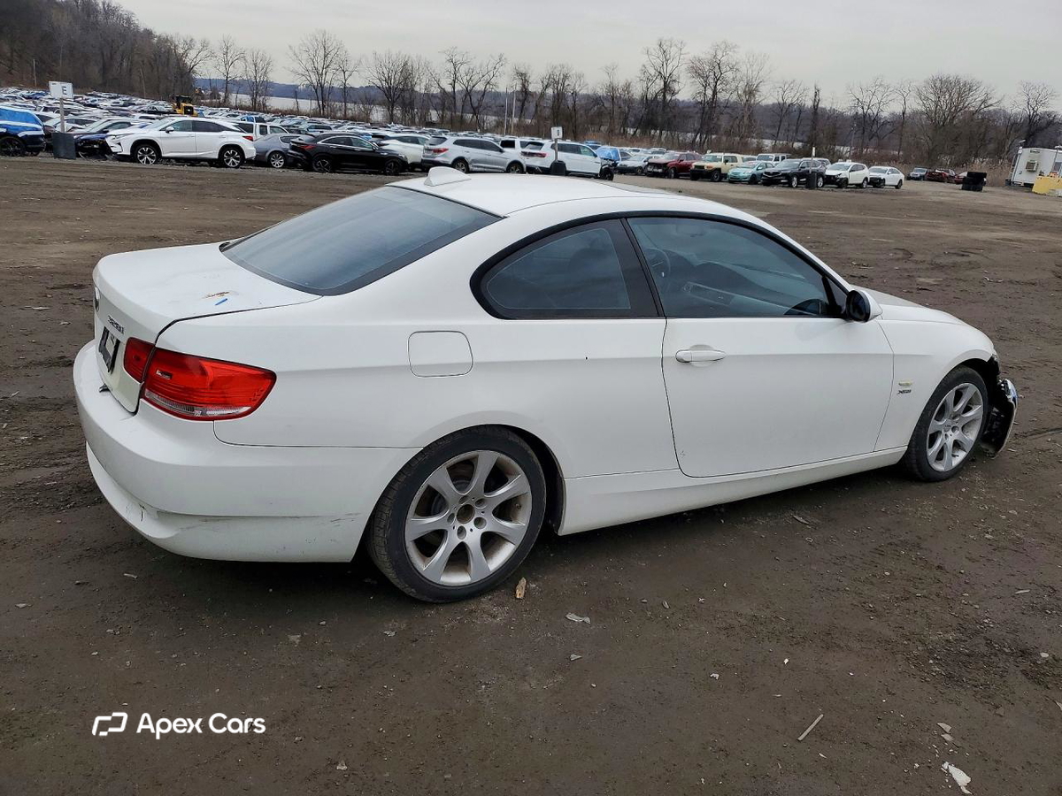 BMW Series 3 2009
