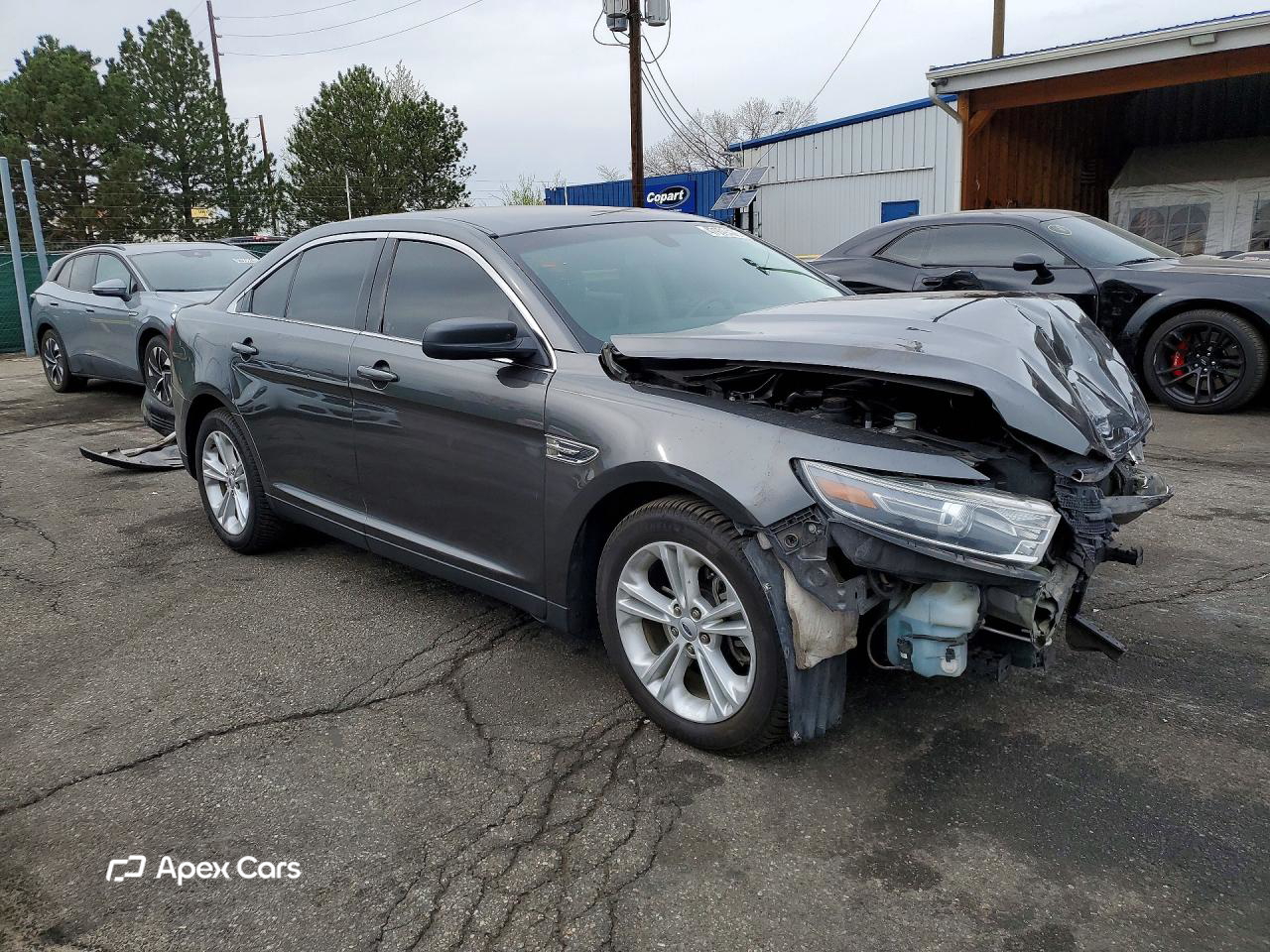 Ford Taurus 2016