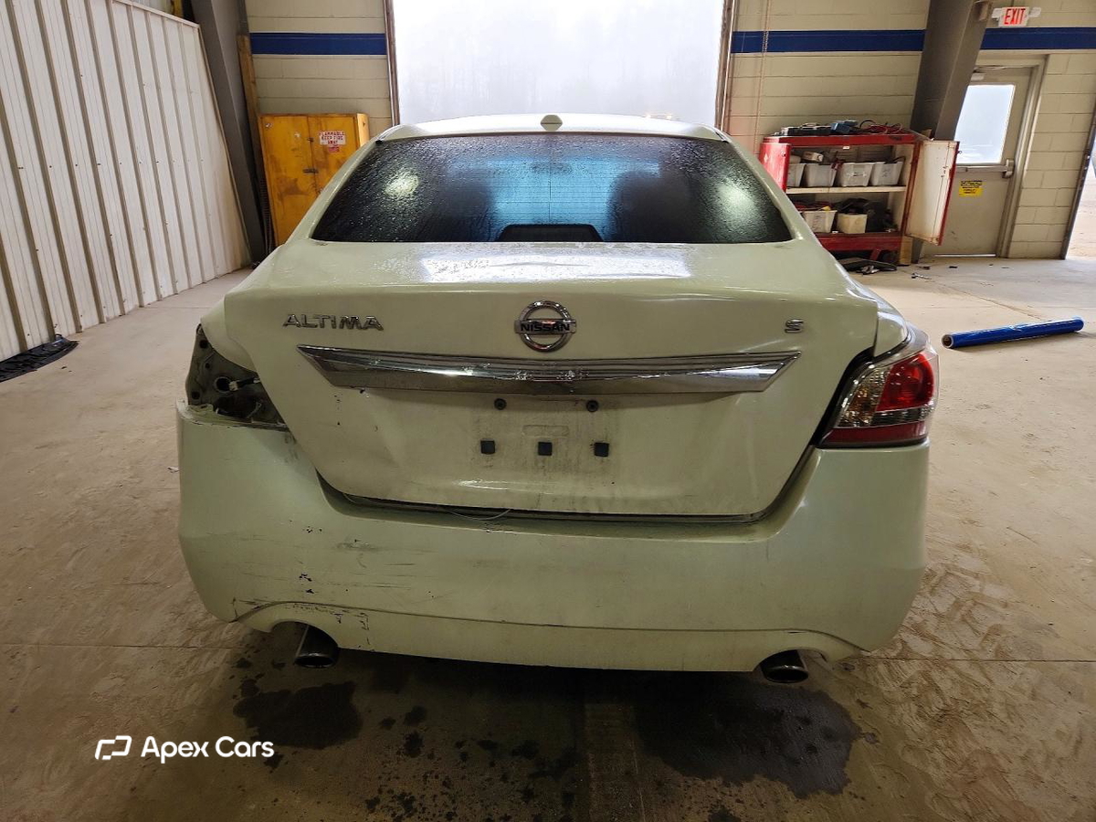 Nissan Altima 2015