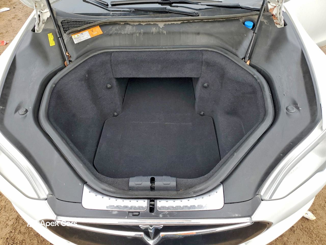 Tesla Model S 2013