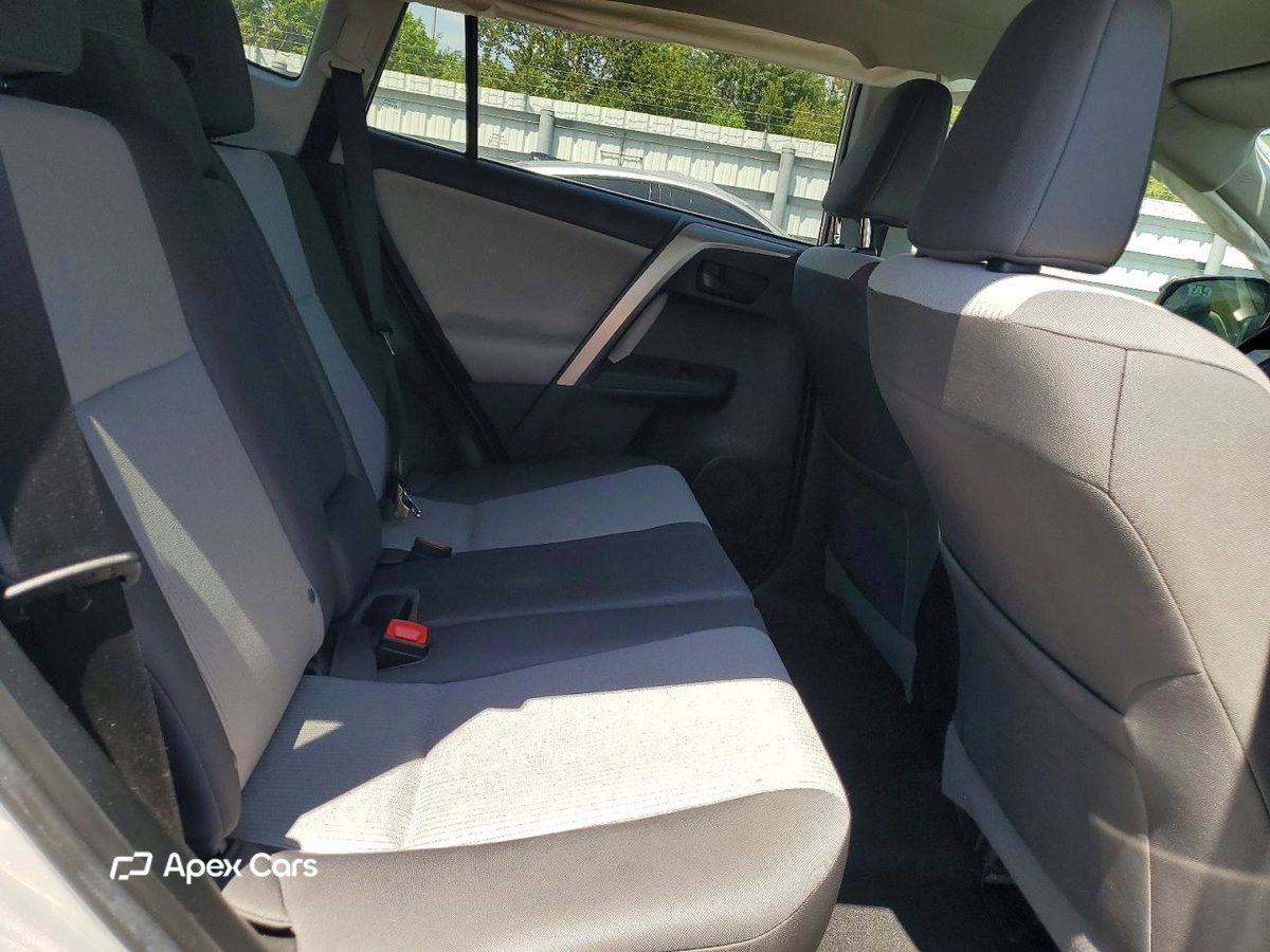 Toyota RAV 4 2015